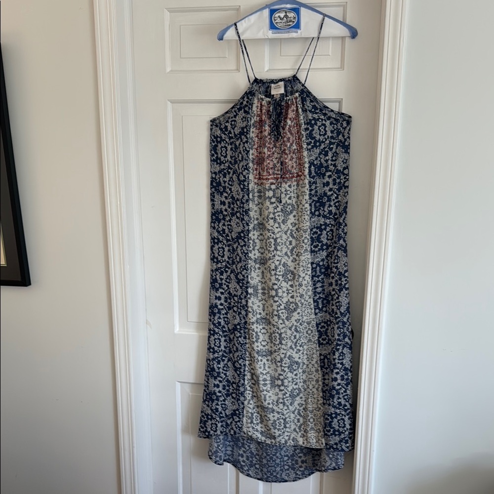 Knox Rose Blue and Cream Patterned Women's Sundress. EUC